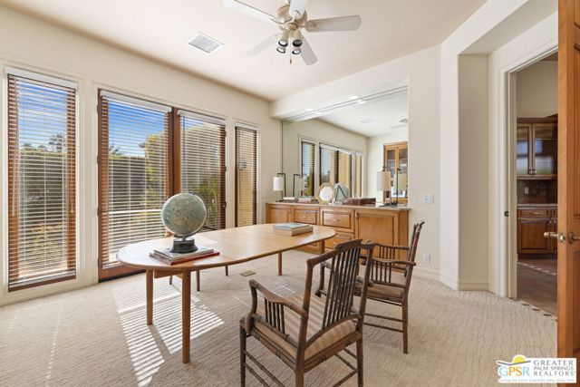 16 Villaggio Place, Rancho Mirage CA: https://media.crmls.org/mediaz/6755dd77-7541-44fa-8639-dfbb19124ea9.jpg