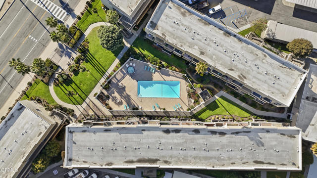 275 E Surfside Drive, Port Hueneme CA: https://media.crmls.org/mediaz/6756fb8d-f321-4a17-8b46-55b36e1c7ef4.jpg