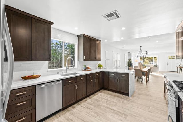 11840 Foothill Avenue, Gilroy CA: https://media.crmls.org/mediaz/67578c0a-f85a-43fc-8c5e-822126a578aa.jpg