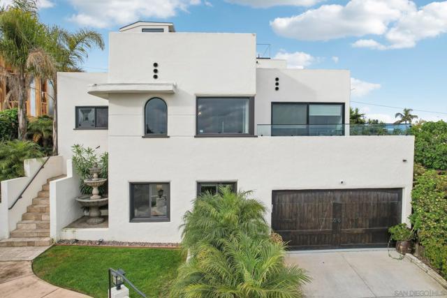 4611 Santa Cruz Ave, San Diego CA: https://media.crmls.org/mediaz/6757ea67-636d-4a12-8802-17732f09c447.jpg
