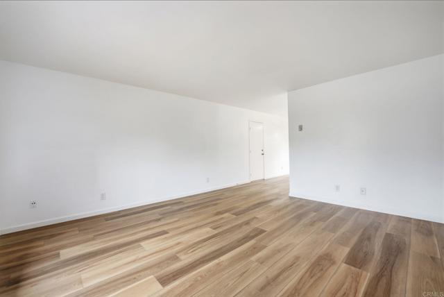 1241 1/2 Hollister Street, San Diego CA: https://media.crmls.org/mediaz/67597c77-5cd7-496b-ae6a-efc56c87b072.jpg