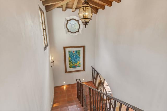 180 Farm Road, Woodside CA: https://media.crmls.org/mediaz/675a42c9-ea68-48db-b497-9543a634b788.jpg