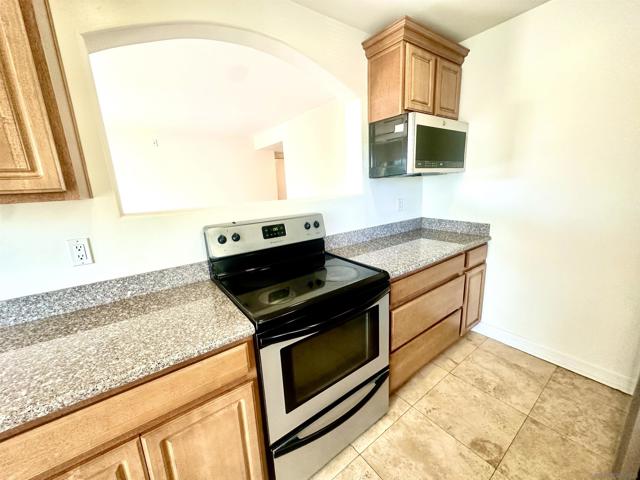 4111 Illinois St, San Diego, California 92104, 2 Bedrooms Bedrooms, ,2 BathroomsBathrooms,Condominium,For Sale,Illinois St,240022868SD