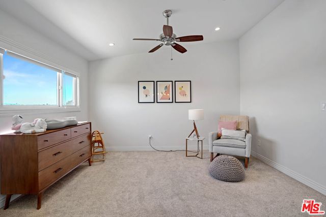 609 Meyer Lane, Redondo Beach, California 90278, 2 Bedrooms Bedrooms, ,1 BathroomBathrooms,Residential,Sold,Meyer,23239303