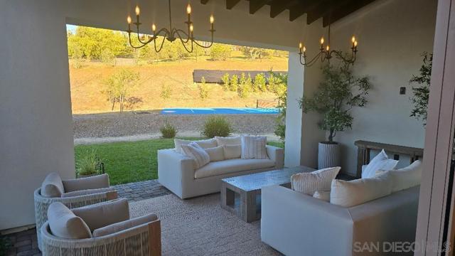 5808 Lake Vista Dr., Bonsall CA: https://media.crmls.org/mediaz/675c52a3-70a8-4975-8892-19de6e78953c.jpg