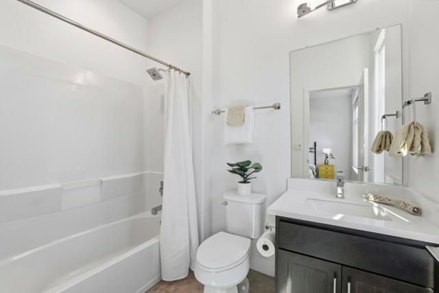 238 Railway Avenue, Campbell CA: https://media.crmls.org/mediaz/675cb996-0533-48e0-bdd7-df5f631c3f36.jpg