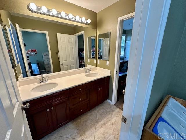 Detail Gallery Image 12 of 24 For 4014 Backshore Ct, Carlsbad,  CA 92010 - 3 Beds | 2/1 Baths