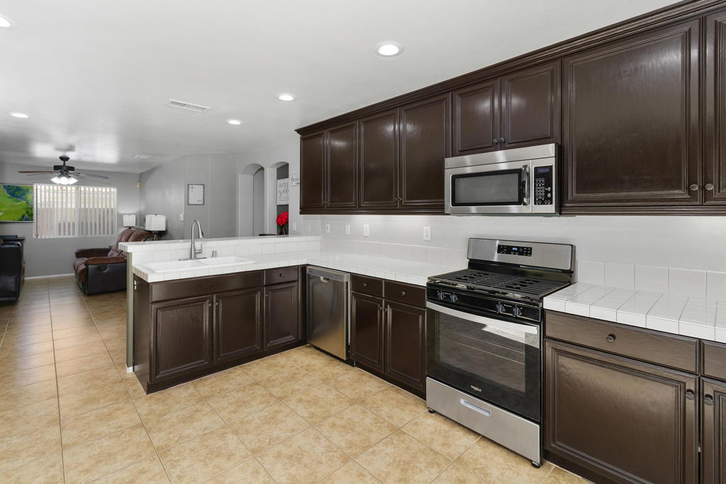 MLS #219139609DA image #14