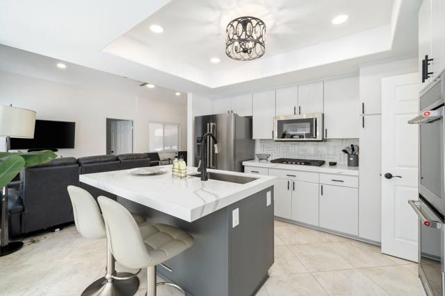 Image 19 of 51 For 74830 Waring Court
