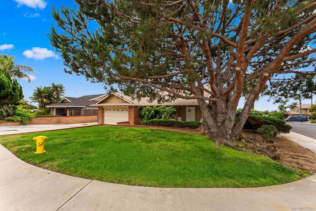 MLS #250030162SD img 2