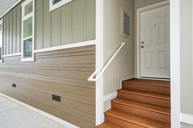 238 Chateau La Salle Drive, San Jose CA: https://media.crmls.org/mediaz/675f99ed-1f70-4a0c-ab94-86c6017d11c7.jpg
