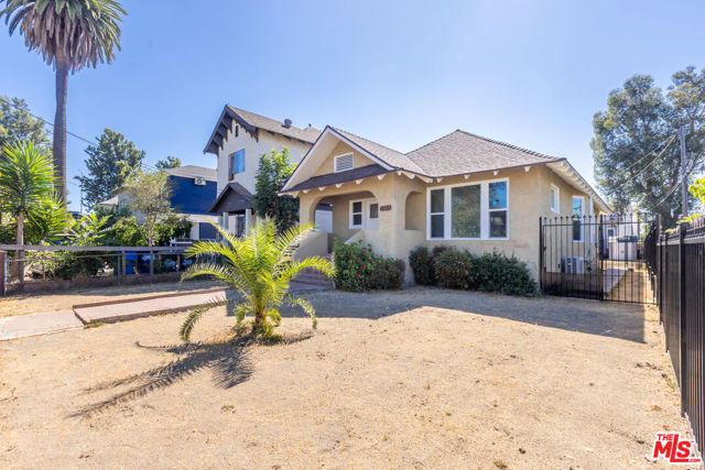 2001 Magnolia Avenue, Los Angeles, California 90007, 3 Bedrooms Bedrooms, ,2 BathroomsBathrooms,Single Family Residence,For Sale,Magnolia,24433441