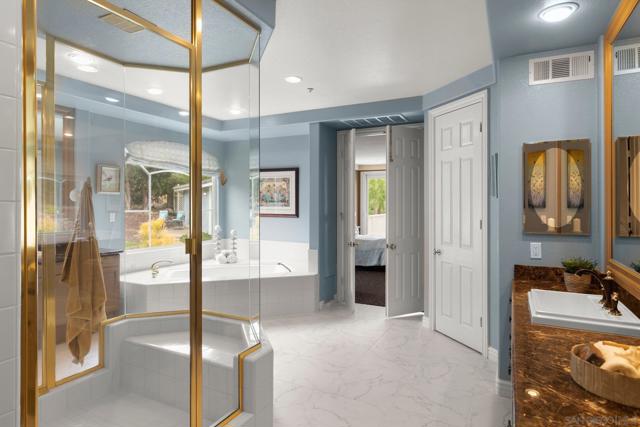 521 Latigo Row, Encinitas CA: https://media.crmls.org/mediaz/6760db0c-18a7-4594-ab56-4abbed724740.jpg