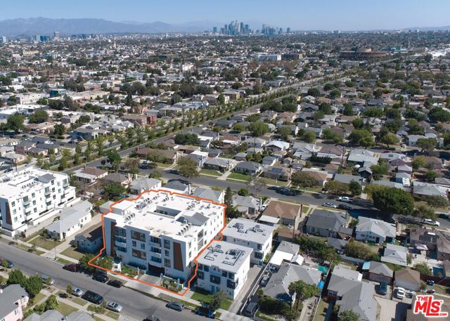 3524 Chesapeake Avenue, Los Angeles CA: https://media.crmls.org/mediaz/67610438-fa80-4755-b961-3d95d28a63d9.jpg