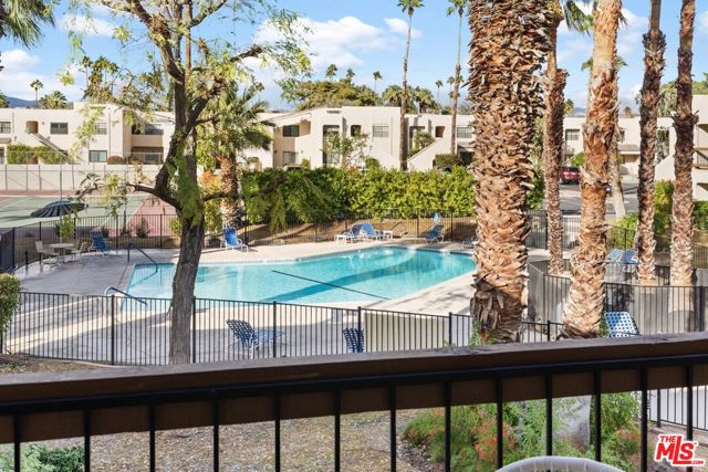 Details for 5300 Waverly Drive B6, Palm Springs, CA 92264