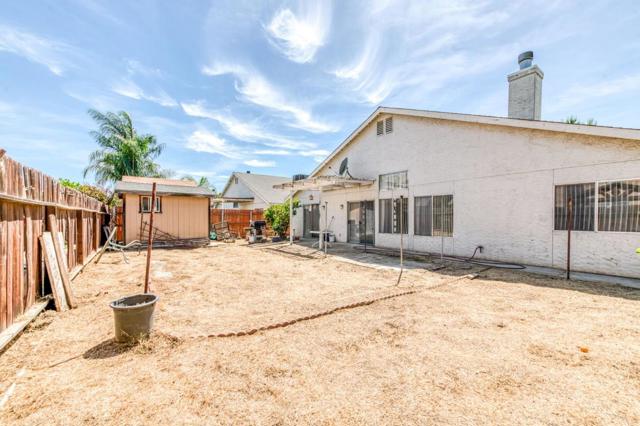 2670 N Katy Avenue, Fresno CA: https://media.crmls.org/mediaz/67620251-f187-46a3-b2a2-2e00d2cea7ed.jpg