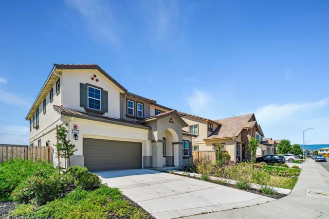 533 Kingbird Circle, Vacaville CA: https://media.crmls.org/mediaz/676229ce-163f-40a0-bdef-d78d8ef24956.jpg