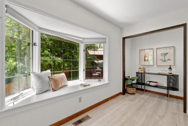 644 Debbie Drive, Boulder Creek CA: https://media.crmls.org/mediaz/6762fda5-3731-4d4d-982a-035da2035bc4.jpg