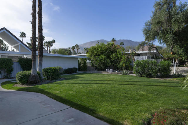 42336 Dunes View Road, Rancho Mirage CA: https://media.crmls.org/mediaz/67637b5c-c999-42df-9869-67af18eedae8.jpg