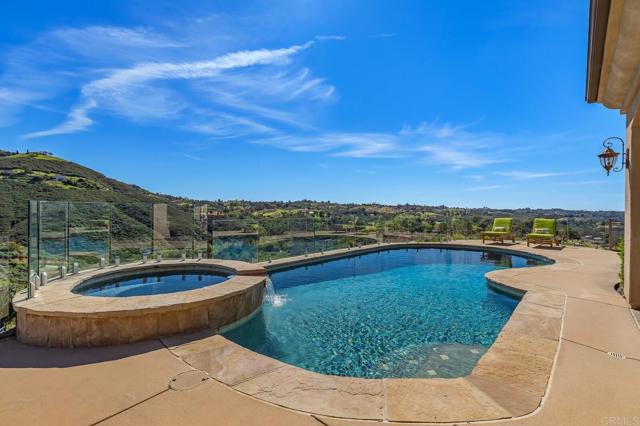 Detail Gallery Image 5 of 48 For 2247 Margarita Glen, Fallbrook,  CA 92028 - 3 Beds | 3/1 Baths