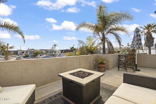 2149 Monmouth Drive, Ventura CA: https://media.crmls.org/mediaz/67647ec4-3a86-4280-b103-53cfd026574e.jpg