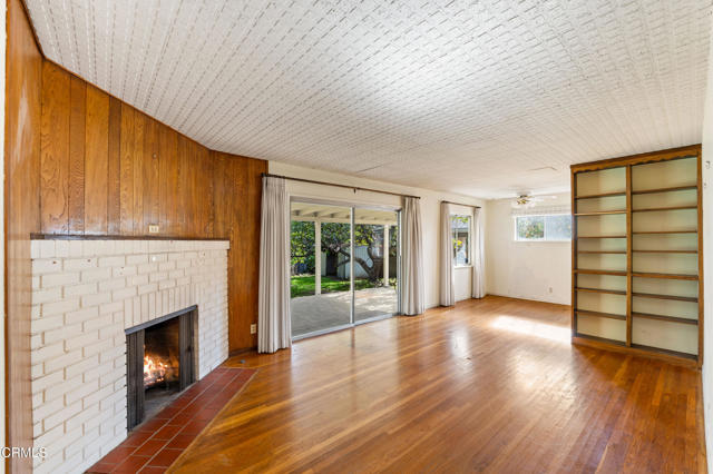 Detail Gallery Image 4 of 33 For 7092 Harmon Dr, Ventura,  CA 93003 - 3 Beds | 2 Baths