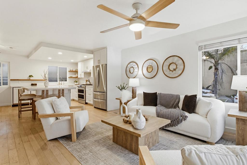 5027 Santa Monica Avenue - photo 13