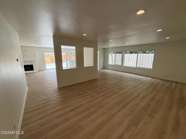 2203 Marter Court, Simi Valley CA: https://media.crmls.org/mediaz/67652fc4-81eb-4edc-b682-2013d1fb82dc.jpg