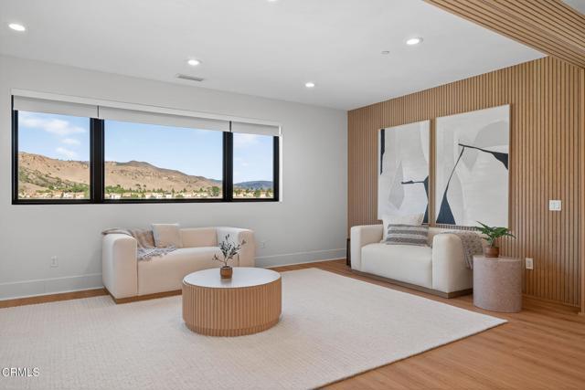 Detail Gallery Image 46 of 77 For 11862 N Hillsborough Ln, Porter Ranch,  CA 91326 - 5 Beds | 5/1 Baths