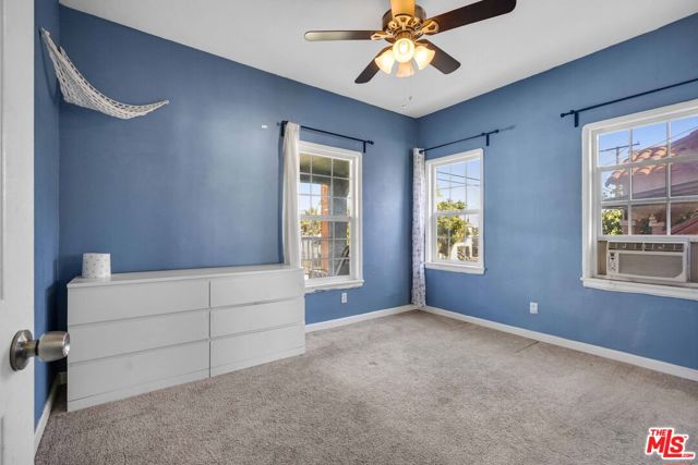 3852 Woolwine Drive, Los Angeles CA: https://media.crmls.org/mediaz/676768df-805a-40c4-a3c7-a7fe9cb78389.jpg