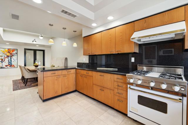 73231 Mariposa Drive, Palm Desert CA: https://media.crmls.org/mediaz/67688176-778c-480b-932d-b73b7204d91c.jpg