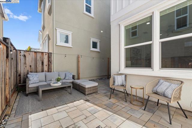 4026 Chalk Hill Way, Dublin CA: https://media.crmls.org/mediaz/6768fb26-0abf-4095-9787-b18902945f14.jpg
