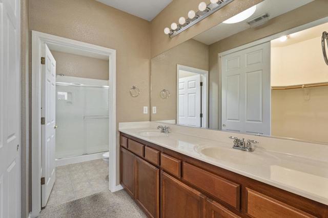 3009 La Vina Circle, Los Banos CA: https://media.crmls.org/mediaz/676b5ba1-339c-4589-bba6-81364b61e2e2.jpg