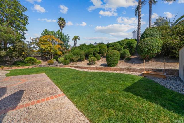 Detail Gallery Image 11 of 33 For 1826 via Quinto, Oceanside,  CA 92056 - 3 Beds | 2 Baths