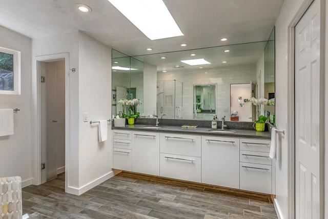 275 Eleanor Drive, Woodside CA: https://media.crmls.org/mediaz/676b8b60-1693-49f8-8f15-6f436a7aa1ac.jpg