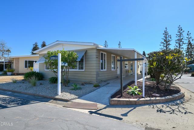 19 Faulkner Court, Ventura CA: https://media.crmls.org/mediaz/676b9c90-60fe-468b-aa08-54458046369b.jpg