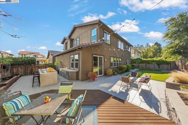 379 Felipe Cmn, Fremont CA: https://media.crmls.org/mediaz/676beba2-aa29-441c-8808-5a844cdd7df0.jpg