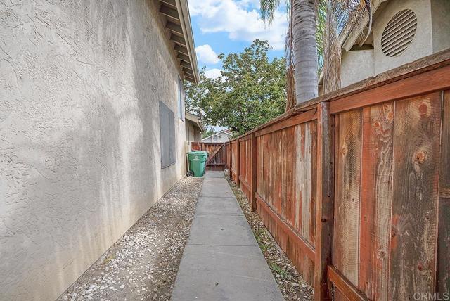 Detail Gallery Image 27 of 32 For 2588 Pennington, San Diego,  CA 92139 - 3 Beds | 3 Baths