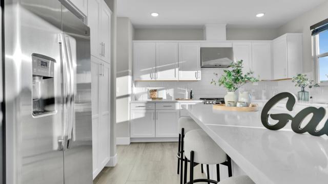 820 E Duane Avenue, Sunnyvale CA: https://media.crmls.org/mediaz/676d3fed-8b2a-4df2-8e4e-7fa465bb1647.jpg