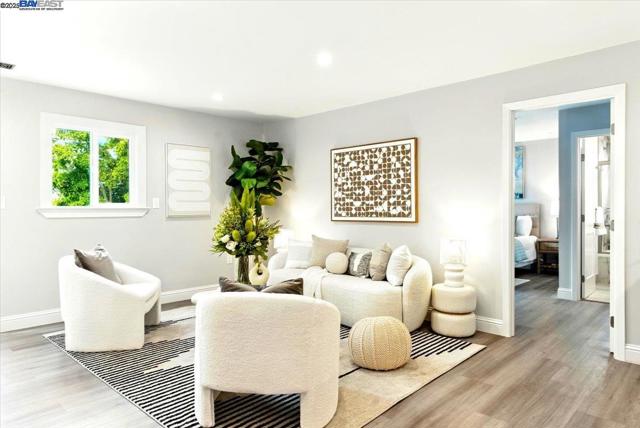 590 Cherry Ave, San Bruno CA: https://media.crmls.org/mediaz/676f5c35-e395-4f6b-84df-035179be344f.jpg