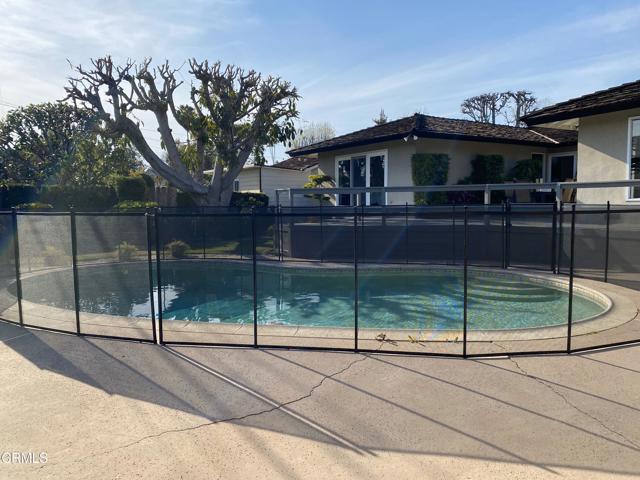 pool fence 2