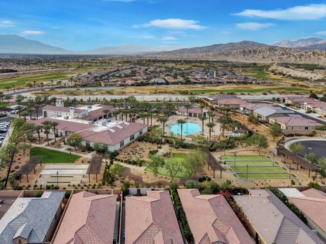 85647 Veneto Lane, Indio CA: https://media.crmls.org/mediaz/67703b1c-5cc6-4eb3-8968-31750d38bf6e.jpg