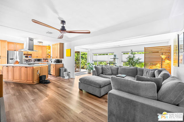 379 Avenida Andorra, Cathedral City CA: https://media.crmls.org/mediaz/6770937a-ca0f-40c9-b693-3551afb5c944.jpg