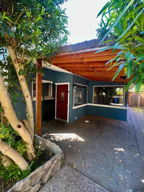 1449 Mercury Court, Milpitas CA: https://media.crmls.org/mediaz/6770fd3f-a497-4ac3-a696-14fdb82adf95.jpg