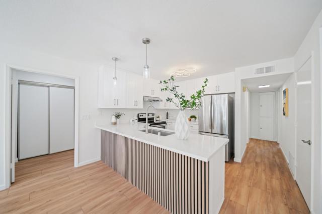 509 Sierra Vista Avenue, Mountain View CA: https://media.crmls.org/mediaz/67717ca2-2275-466f-9655-8e355a86a98a.jpg