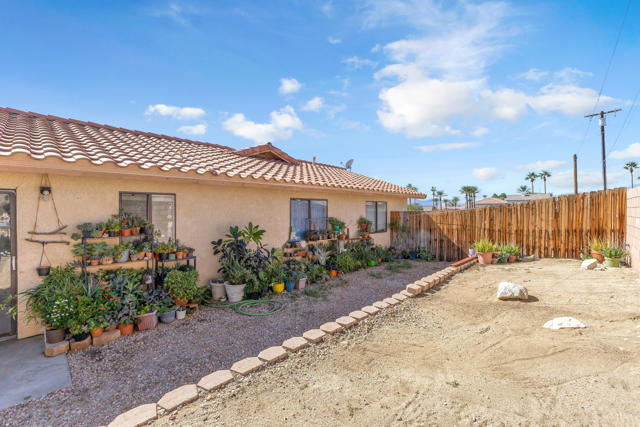 66550 San Diego Dr Drive, Desert Hot Springs CA: https://media.crmls.org/mediaz/67730af8-0cb7-4ec5-b87b-df252e4167d5.jpg