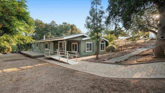 Image 6 of 24 For 25218 Black Canyon Rd