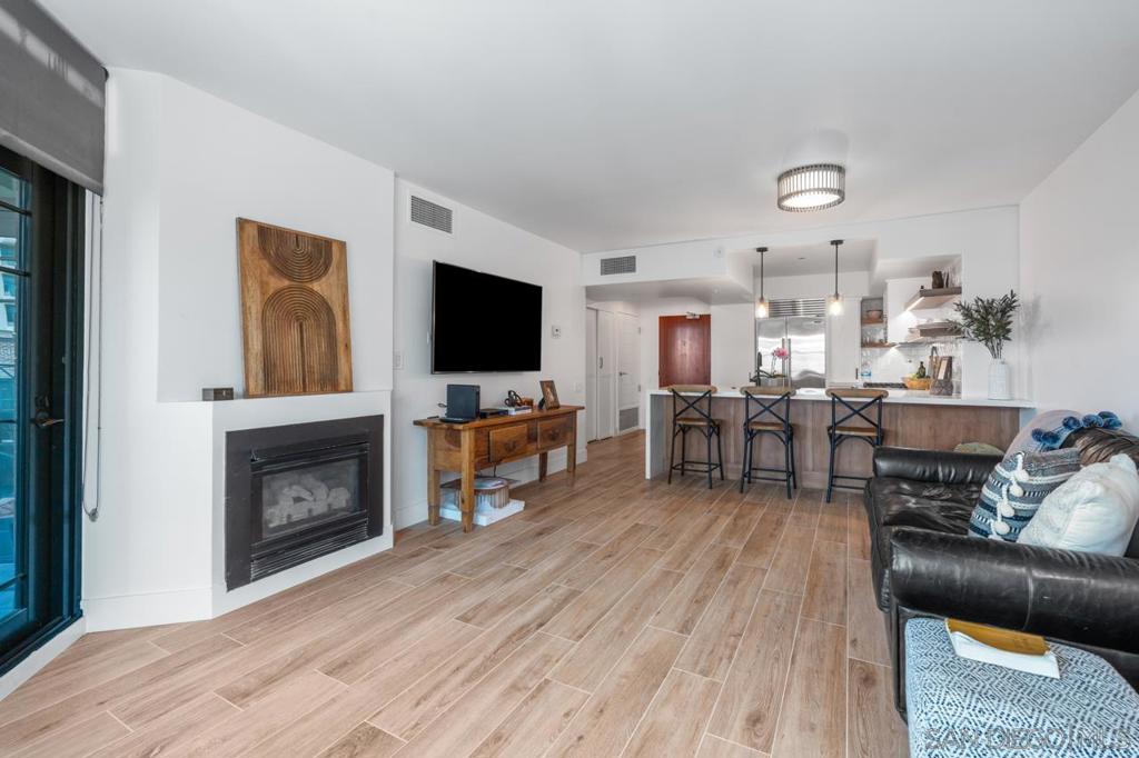 500 Harbor Dr. - photo 13