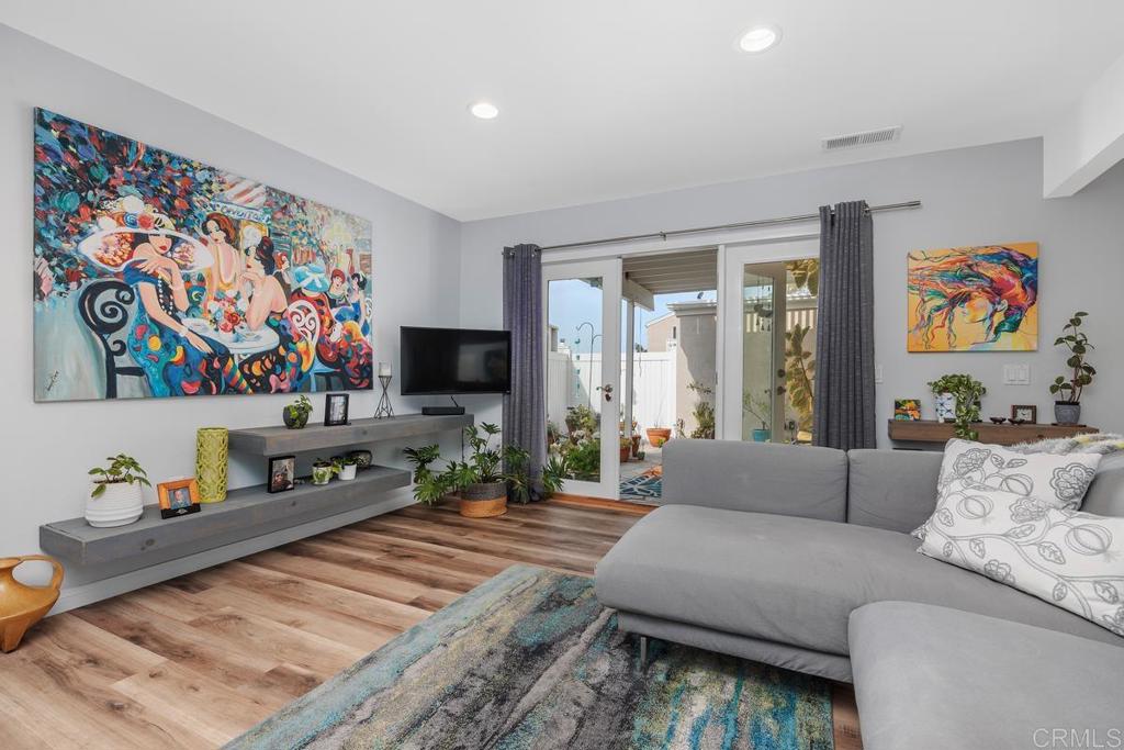 1081 Woodlake Dr Cardiff By The Sea - photo 5