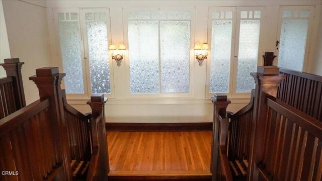217 Oaklawn Avenue, South Pasadena CA: https://media.crmls.org/mediaz/6775dad9-2677-445f-9da3-26b2045bb03f.jpg